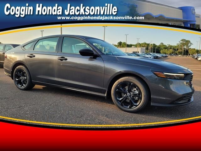 Photo of 2025 Meteorite Gray Metallic Honda Accord