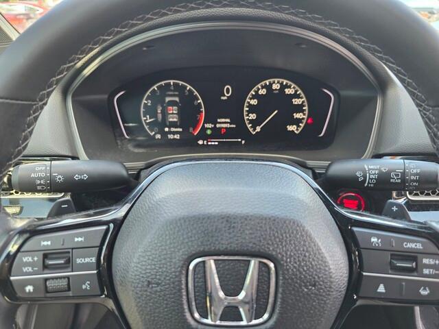 Photo of 2023 Sonic Gray Pearl Honda Civic