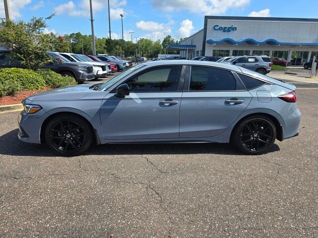 Photo of 2023 Sonic Gray Pearl Honda Civic