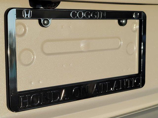 Photo of 2026 Platinum White Pearl Honda Civic