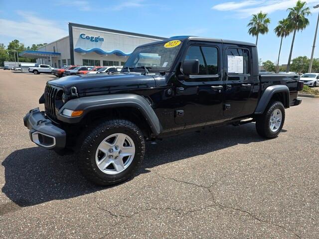 2023 Jeep Gladiator