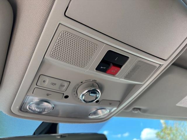 Photo of 2017 Platinum Gray Metallic Volkswagen Passat