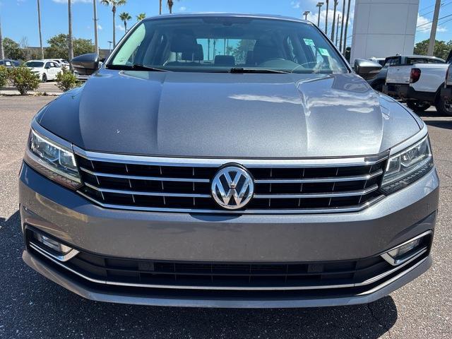 Photo of 2017 Platinum Gray Metallic Volkswagen Passat