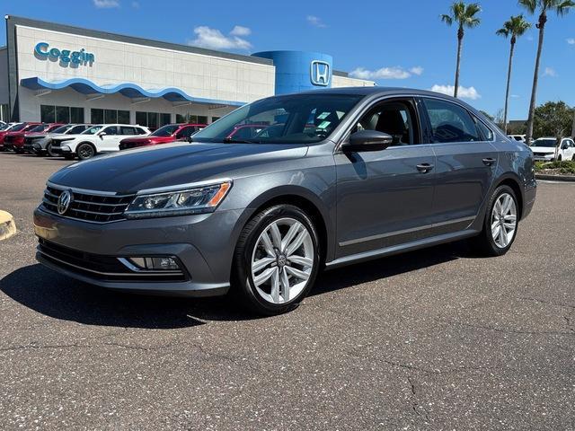 Photo of 2017 Platinum Gray Metallic Volkswagen Passat