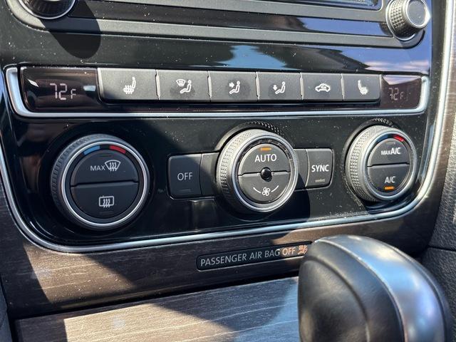 Photo of 2017 Platinum Gray Metallic Volkswagen Passat