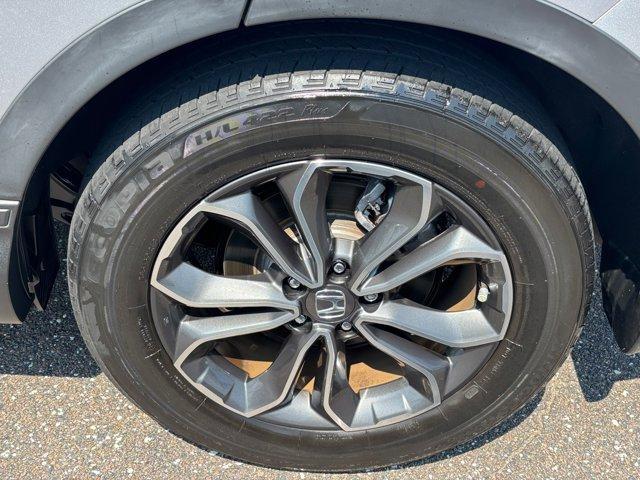 Photo of 2022 Lunar Silver Metallic Honda CR-V