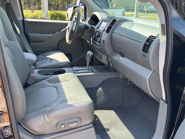Photo of 2019 Magnetic Black Pearl Nissan Frontier