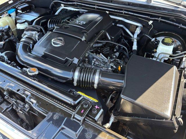 Photo of 2019 Magnetic Black Pearl Nissan Frontier