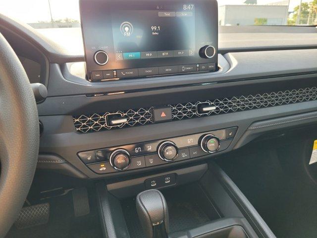 Photo of 2025 Meteorite Gray Metallic Honda Accord