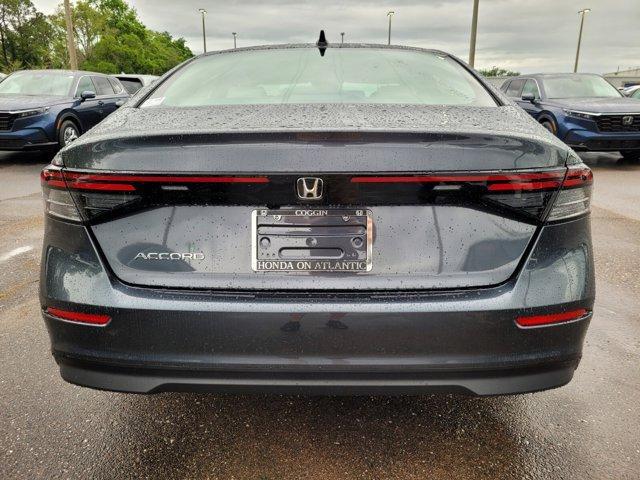 Photo of 2025 Meteorite Gray Metallic Honda Accord
