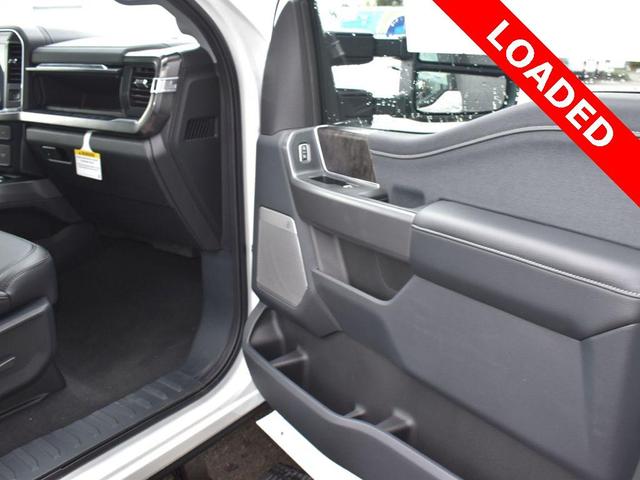 Photo of 2025 White Ford F-350