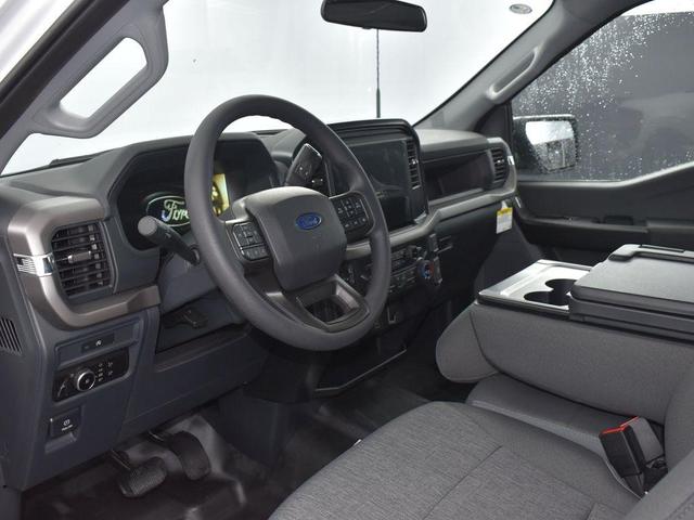 Photo of 2025 Oxford White Ford F-150