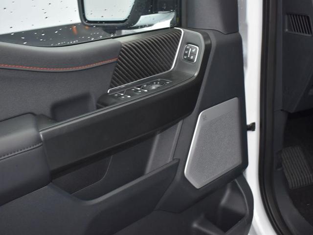 Photo of 2025 Oxford White Ford F-150