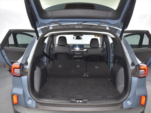 Photo of 2024 Vapor Blue Ford Escape