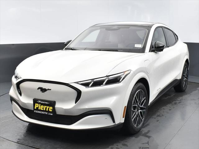 Photo of 2025 Star White Metallic Tri-Coat Ford Mustang Mach-E