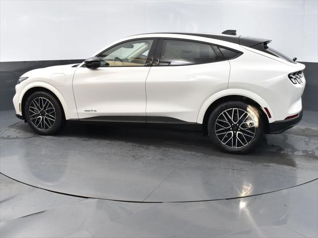 Photo of 2025 Star White Metallic Tri-Coat Ford Mustang Mach-E