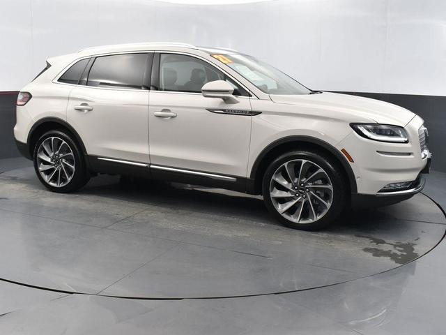Photo of 2021 Ceramic White Lincoln Nautilus