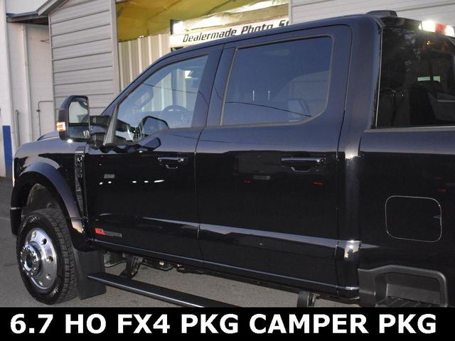 Photo of 2025 Agate Black Metallic Ford F-450