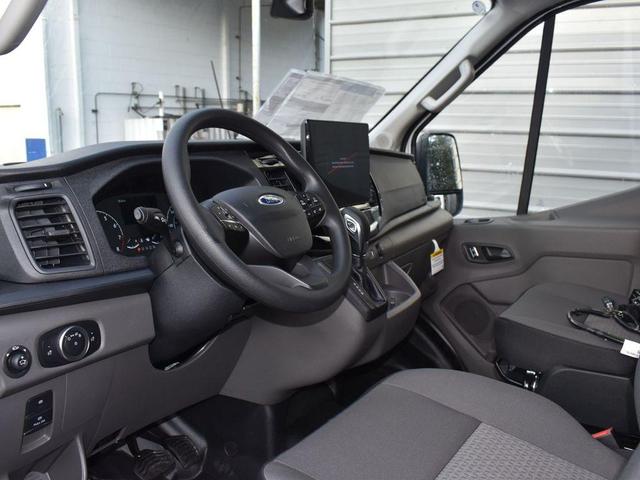 Photo of 2025 Oxford White Ford Transit-350