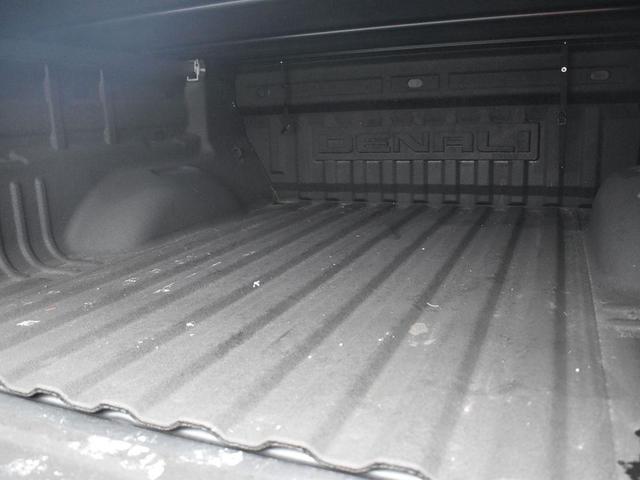 Photo of 2020 Satin Steel Metallic GMC Canyon