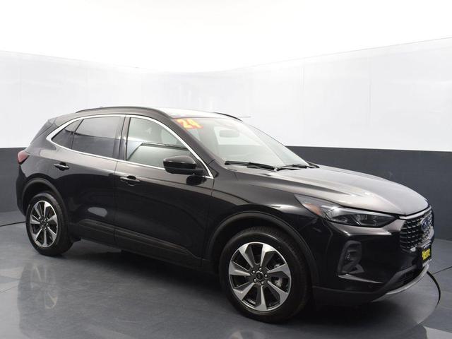 Photo of 2024 Black Metallic Ford Escape