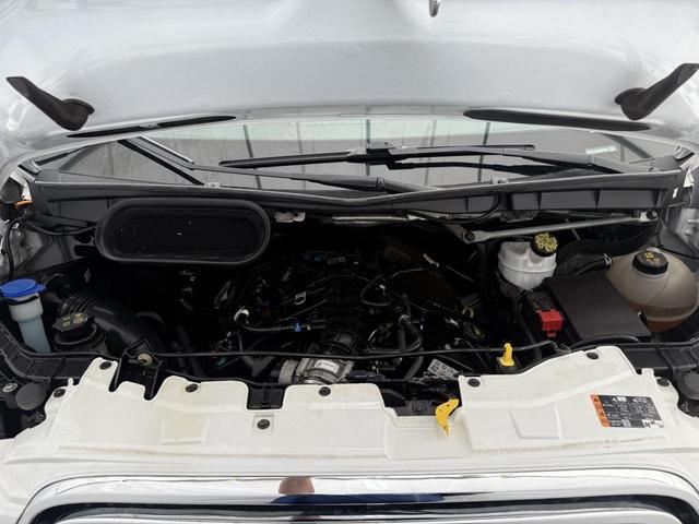 Photo of 2019 Oxford White Ford Transit-350