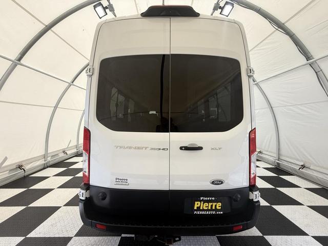 Photo of 2019 Oxford White Ford Transit-350