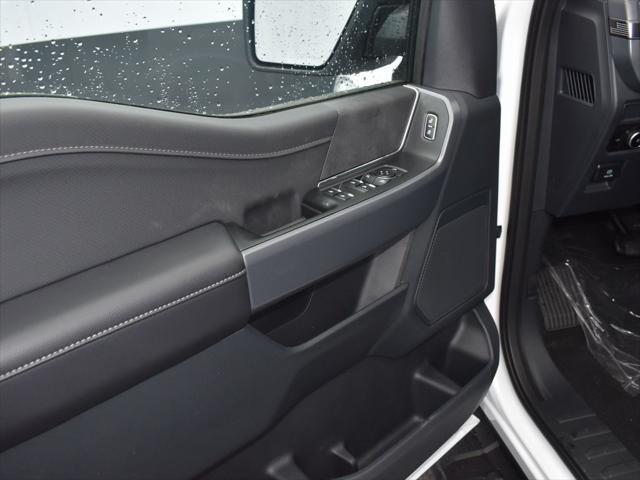 Photo of 2025 Oxford White Ford F-150