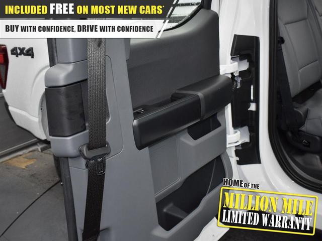 Photo of 2025 Oxford White Ford F-150