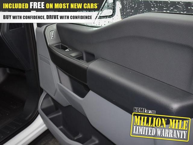 Photo of 2025 Oxford White Ford F-150