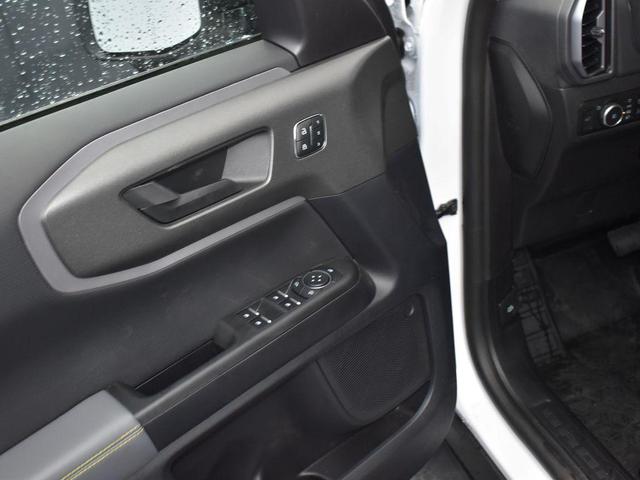 Photo of 2025 Oxford White Ford Bronco Sport