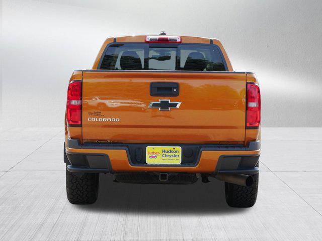 Photo of 2017 Burning Hot Metallic Chevrolet Colorado