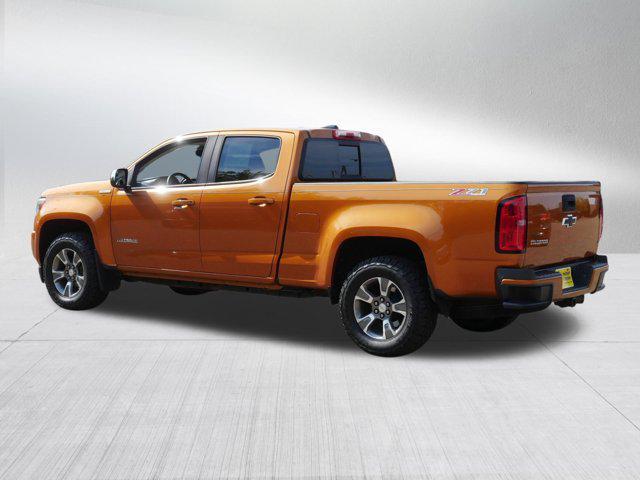 Photo of 2017 Burning Hot Metallic Chevrolet Colorado
