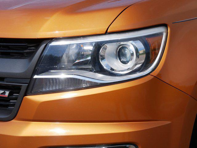 Photo of 2017 Burning Hot Metallic Chevrolet Colorado