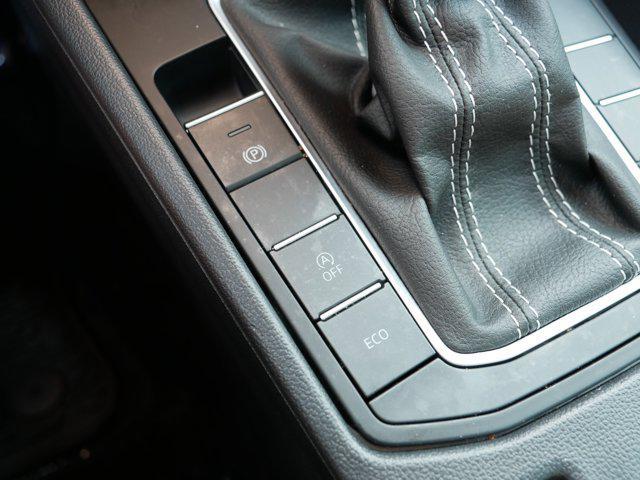 Photo of 2024 Deep Black Pearl Volkswagen Jetta
