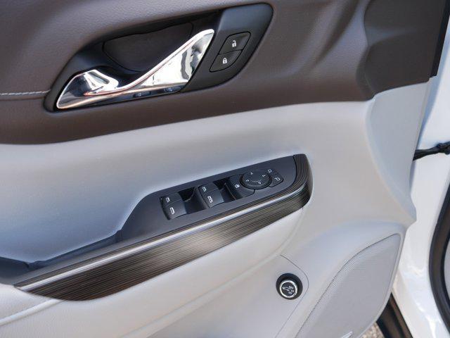 Photo of 2021 Summit White GMC Acadia