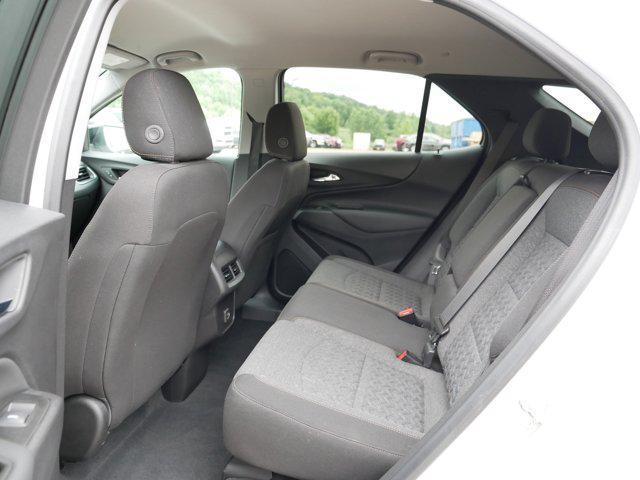 Photo of 2022 Summit White Chevrolet Equinox