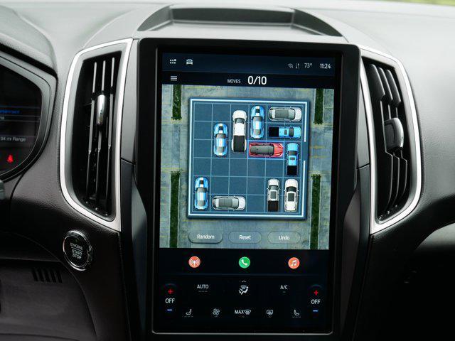 Photo of 2023 Carbonized Gray Metallic Ford Edge