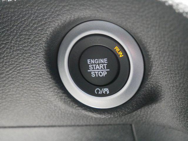 Photo of 2025 Diamond Black Crystal Pearlcoat Chrysler Pacifica