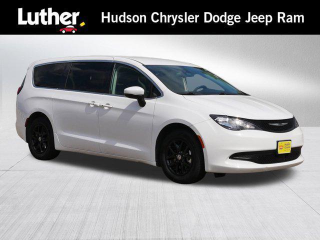 2022 Chrysler Voyager