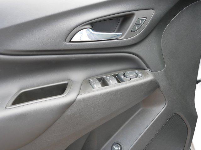 Photo of 2022 Summit White Chevrolet Equinox