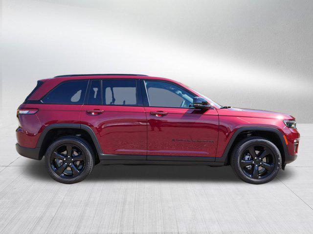 Photo of 2024 Velvet Red Pearlcoat Jeep Grand Cherokee