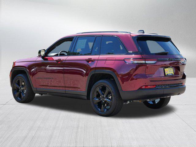 Photo of 2024 Velvet Red Pearlcoat Jeep Grand Cherokee