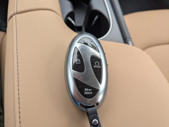 Photo of 2025 Serenity White Hyundai SONATA Hybrid