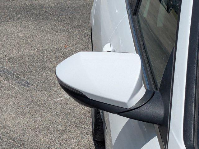 Photo of 2025 Serenity White Hyundai ELANTRA