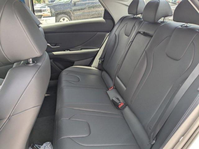 Photo of 2025 Serenity White Hyundai ELANTRA