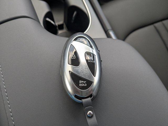 Photo of 2025 Serenity White Hyundai SONATA Hybrid