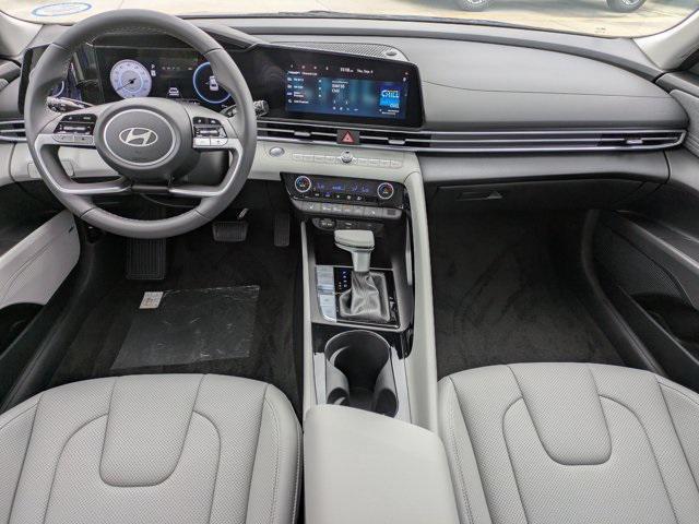 Photo of 2025 Intense Blue Hyundai ELANTRA