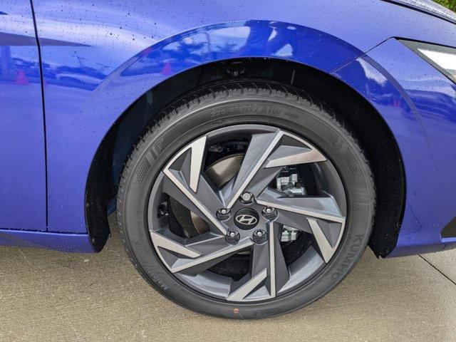 Photo of 2025 Intense Blue Hyundai ELANTRA