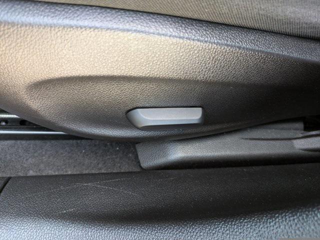 Photo of 2014 Tungsten Metallic Chevrolet Cruze